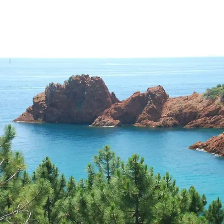 La Calanque Du Boucharel Guest house *